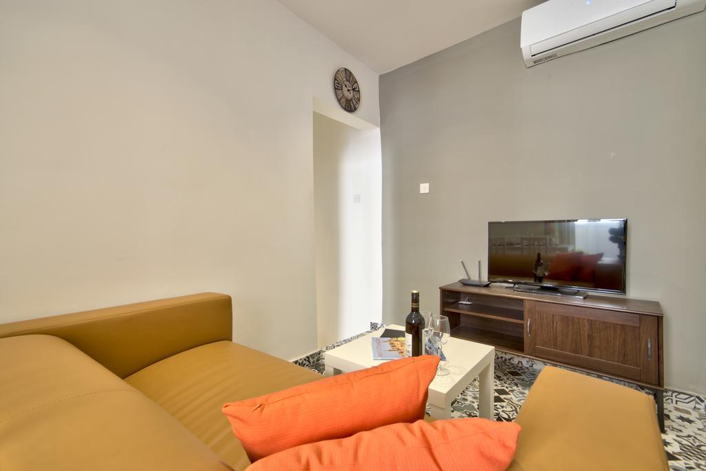 Central Valletta Two Bedroom Apartment Exterior foto